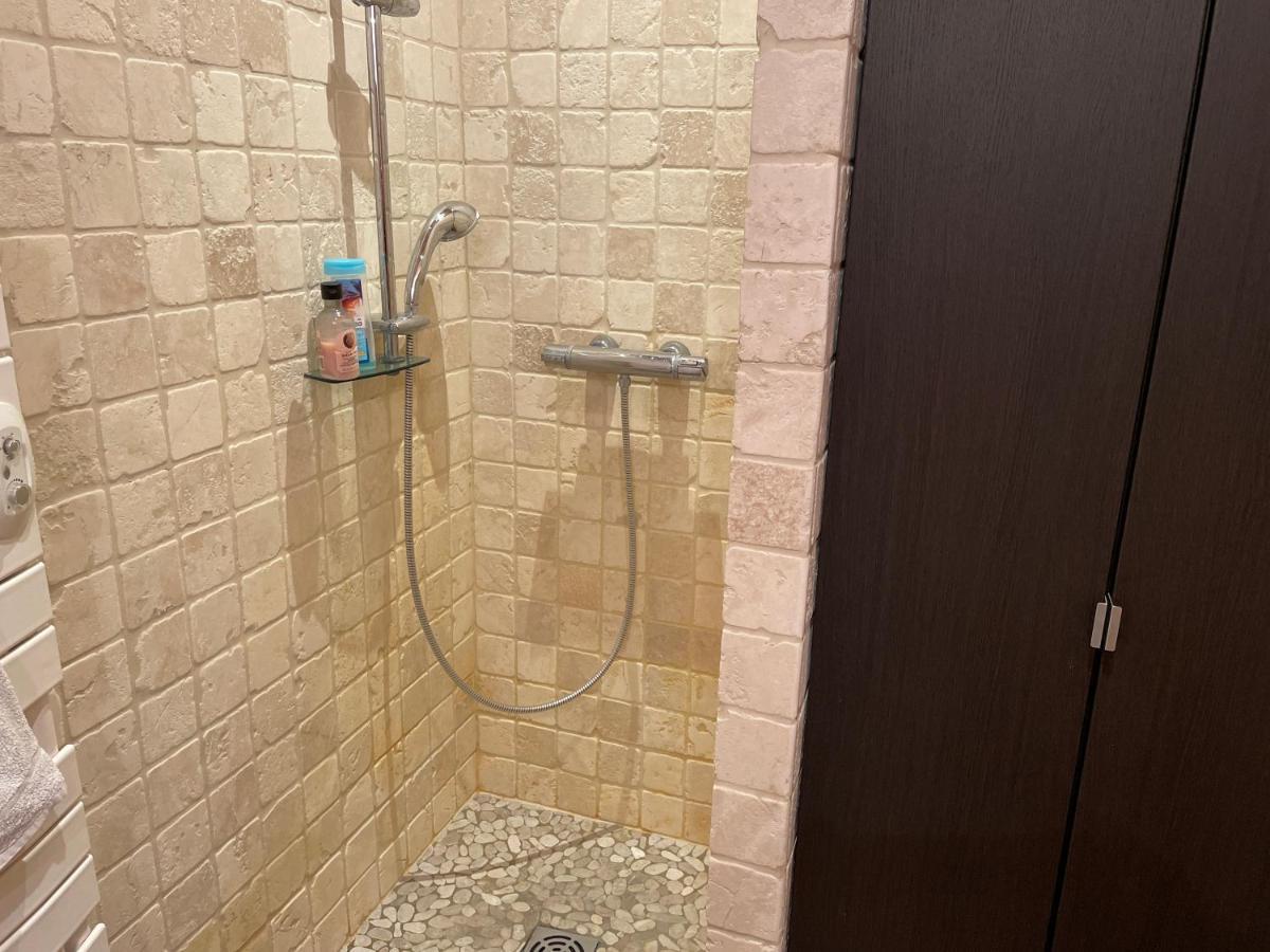 Studio 1 Piece Situe Dans Un Chalet Бофор Экстерьер фото
